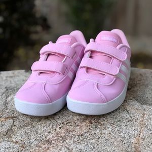 Adidas girl’s pink velcro shoes
